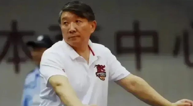 七月六日海口，八日长沙，中国女篮要和澳大利亚来两场热身赛。听闻这次对手没带主力班