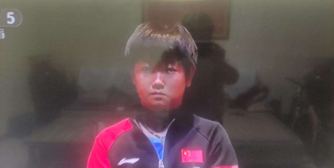 莎粉儿又给孙颖莎招黑了
     孙颖莎和王曼昱都是世界高手，她们都在国乒承担重