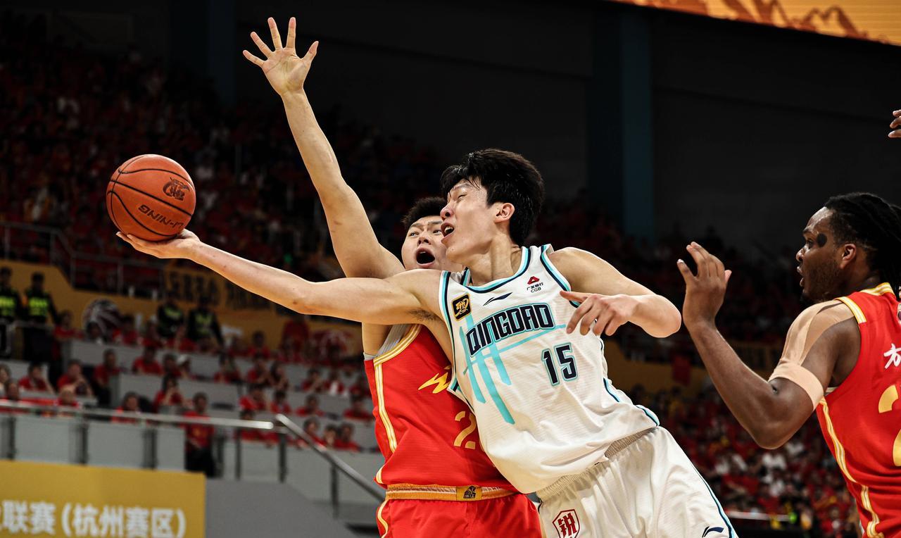 创新高！美媒预测杨瀚森首轮第27顺位被篮网选中
5月21日，美国选秀媒体NBA 
