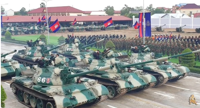 VT4压境，柬军五对轮敢不敢硬刚？泰国这波秀肌肉不只是摆拍

这场东南亚边境摩擦