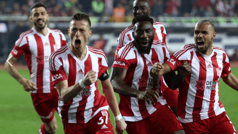 加拉塔萨雷 VS 圣吉罗斯：土超豪门与比甲劲旅的攻防碰撞，谁能主宰欧战之夜？