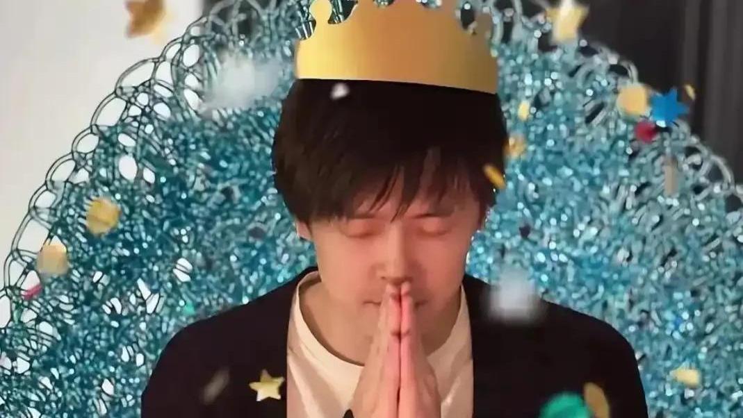 颖儿为付辛博庆 38 岁，豪华包间见证夫妻超甜时刻