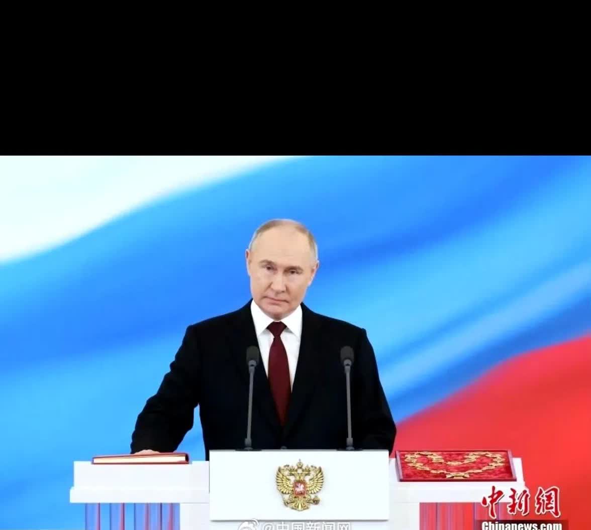 普京同意在未来两周会见泽连斯基，据传是特朗普在其中撺掇的！德国方面爆料称，普京与