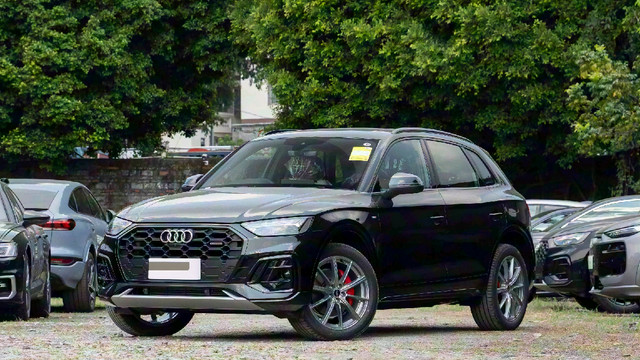 皆碑：降价12万的奥迪Q5L，是真香还是老古董？