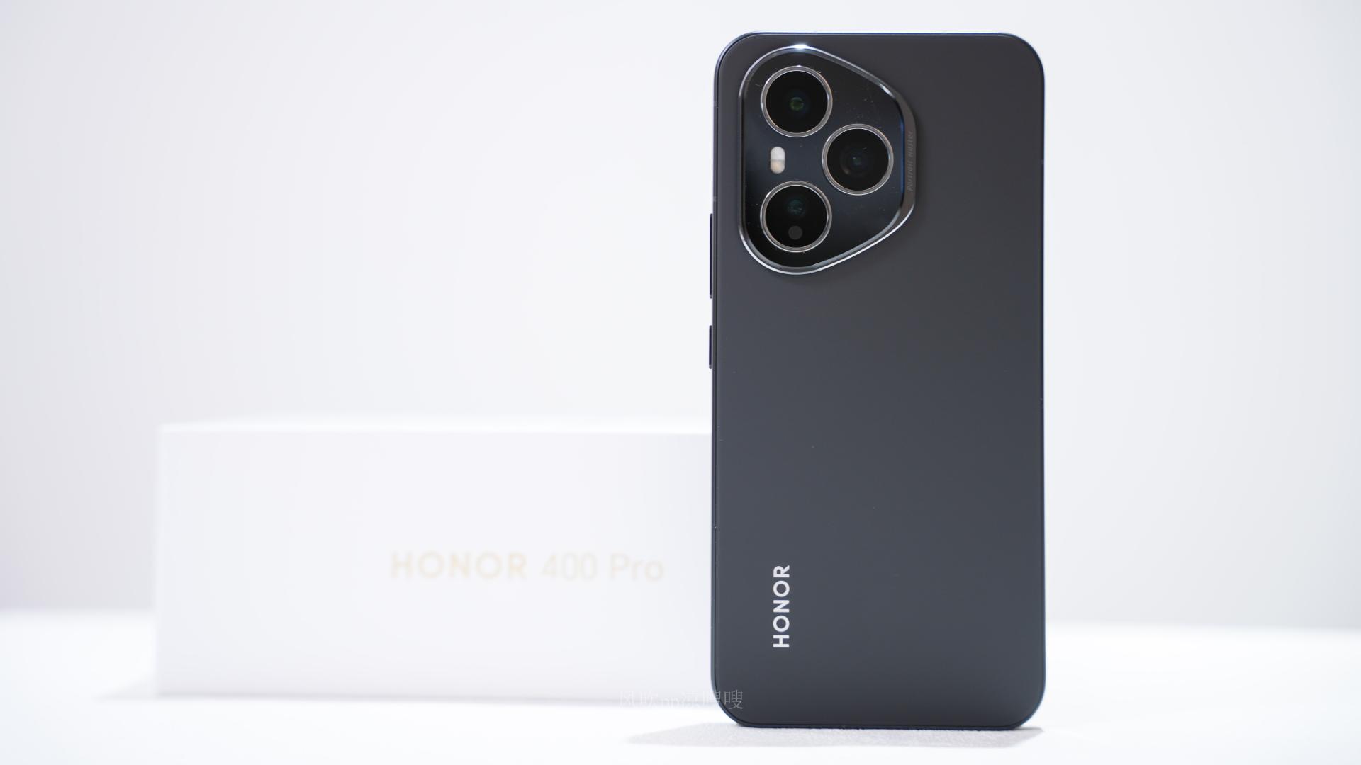 骁龙芯的"冷血"实力：游戏稳帧+AI影像+长续航，荣耀400 Pro再定义中端机