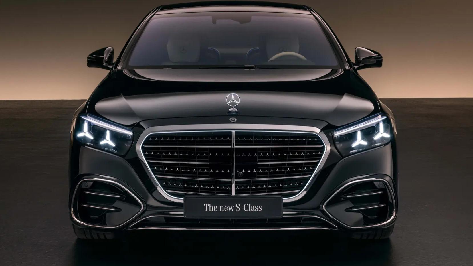 2700个部件换血！新款S级首搭44℃加热安全带，格栅大20%