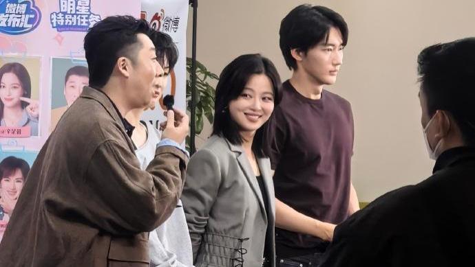《仁心俱乐部》线下见面会，姚安娜身高成焦点，竟比辛芷蕾高出半个头