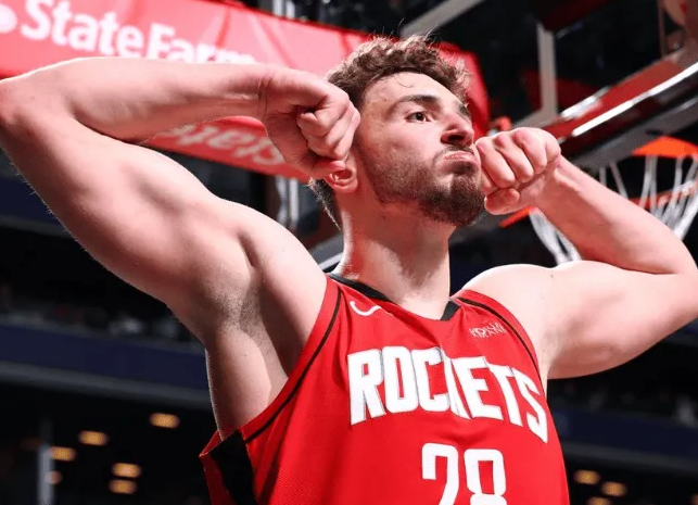 美媒晒出了本赛季至今联盟各队场均二次进攻得分榜前十，具体如下：
1、火箭 — 场