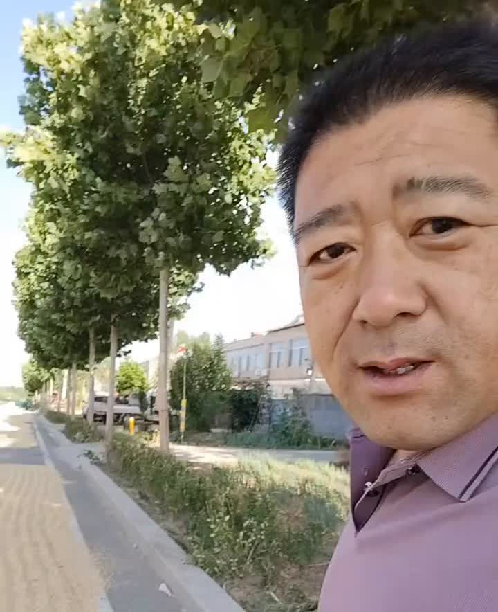 科目三三号线就晒上麦子了，晒麦子晒了就第二条车道上去了，考场上也不管，考场刮不了