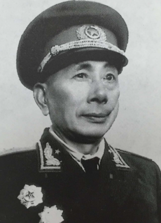 有一次，彭德怀文问姚喆:除了打仗，你还能干啥?他答:除了打仗，我什么也干不了!