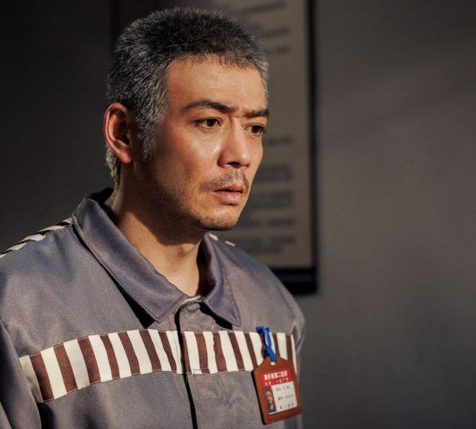 #杨烁回应《以法之名》“万海”结局#
    本人表示，他自己也不知道。
   