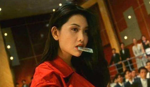 那年，天才导演王晶，谈到“金像奖”时太敢说了，他直言：“金像奖如果公平，周星驰不