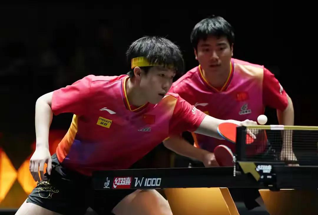2025年WTT
美国乒球大满贯赛,
即将展开男双四强战！
梁靖崑与王楚钦，
世