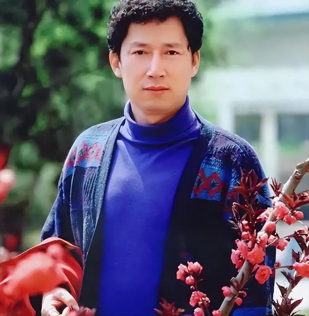 1989年，40岁李春平娶了78岁好莱坞影星，继承70亿遗产，后来女影星弥留之际