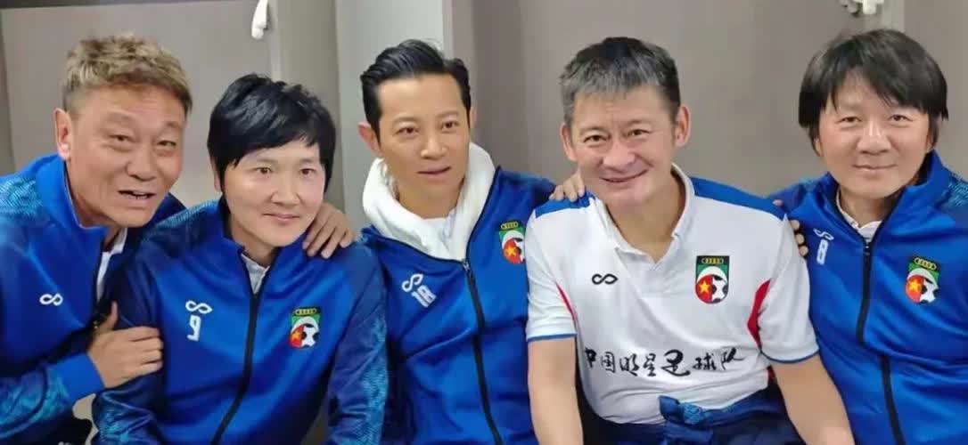 想当年这五位可都是各个领域的大明星，如今都已老去！你能叫出他们的名字吗？
