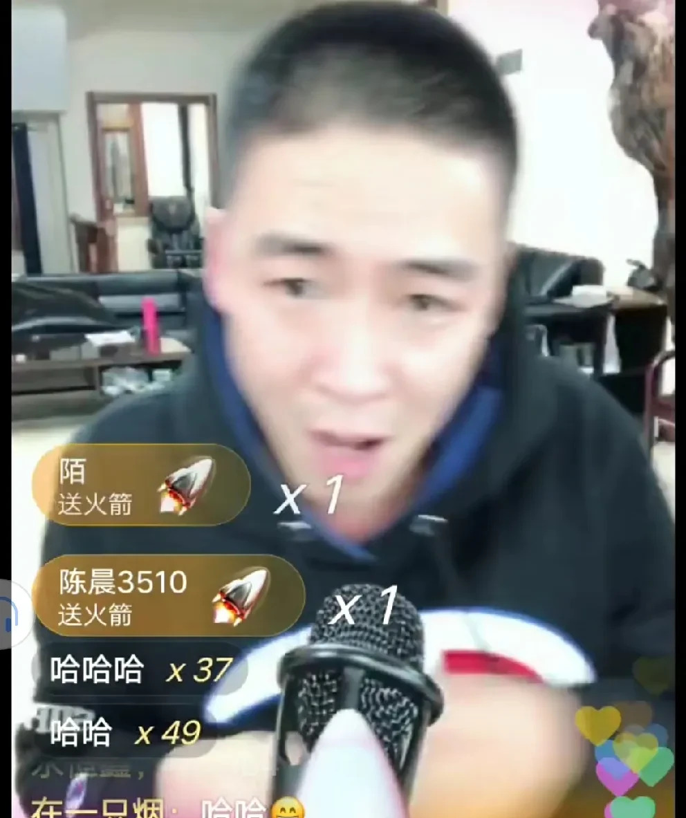 刘一手澳门豪赌五百万











一手哥这次真飘了！几百万揣兜里就直奔