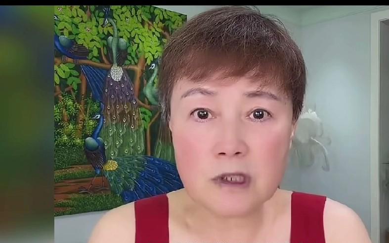 史晓燕也挺不容易的，90多岁的老母亲，住养老院的钱，都是她出的，她的姐姐和哥哥都