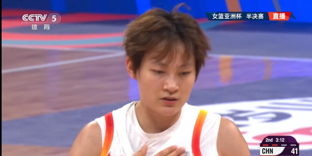 日本女篮主教练科里·盖恩斯兑现了自己的诺言：一定会在半决赛中战胜中国队！“三分雨