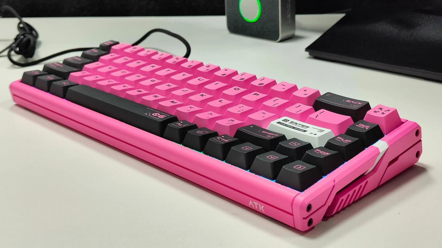 樱花战姬附体！ATK RS6 Ultra 磁轴键盘体验：职业选手同款真的香