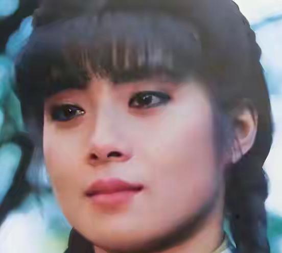 “哑巴新娘”岳翎：从孤儿到隐退的传奇人生！[比心][点亮平安灯]
近日，有粉丝在