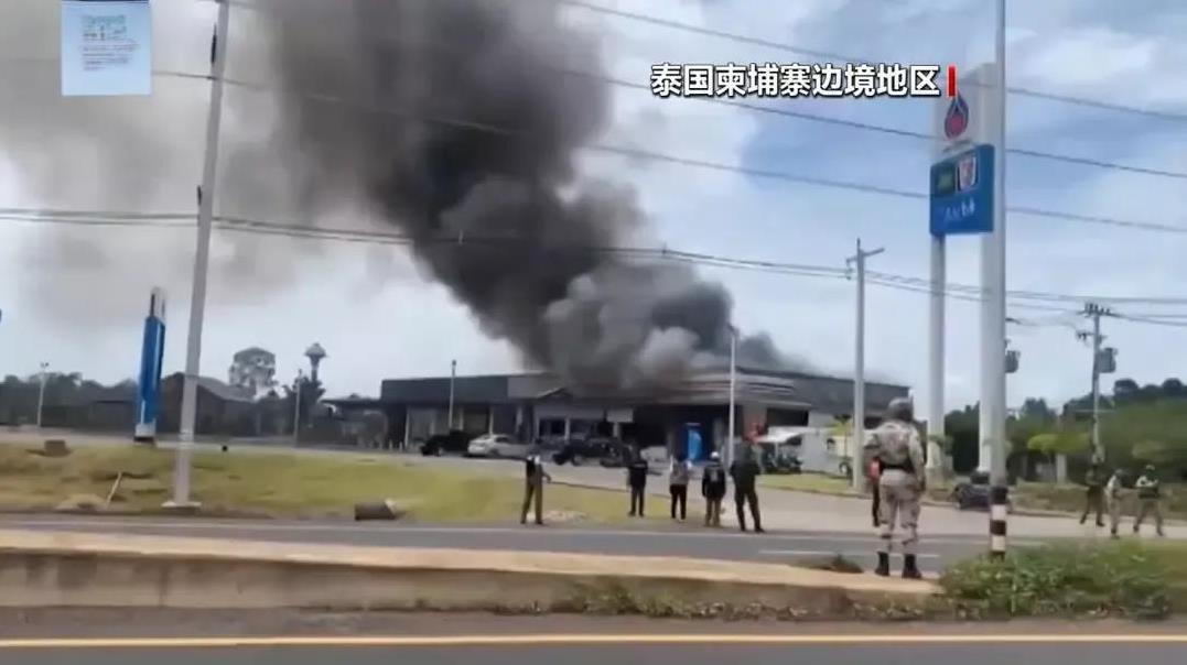 意外惊喜！特朗普的一句不停战，关税免谈！打得火热的泰柬冲突，立马达成口头停火。是