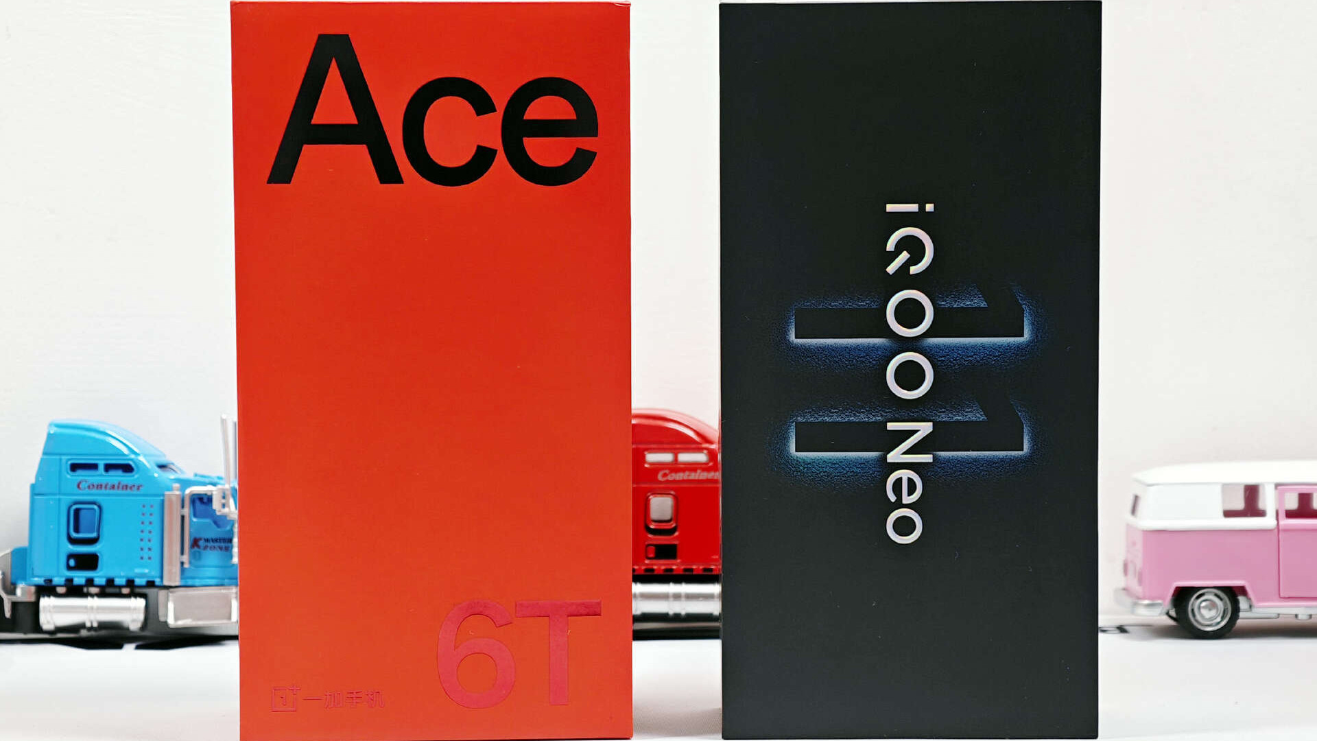 同是热门游戏手机，一加Ace6T与iQOO Neo11怎么选？答案在这