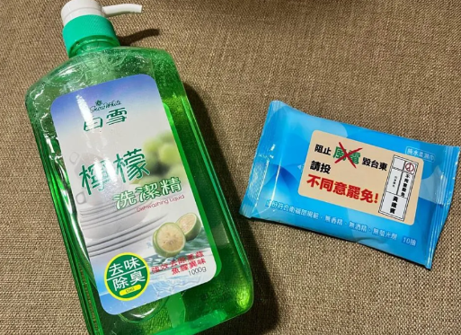 罢团控发送59元反罢小物 蓝委黄建宾呛抹黑：不更正 就提告！
罢免国民党台东“立