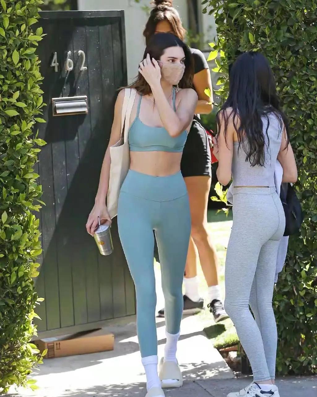 肯豆Kendall Jenner  外岀健身街拍～