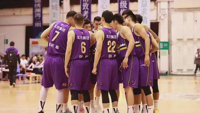 悬念升级，北控男篮欲签天津巨头，场均24+14，下赛季冲决赛！