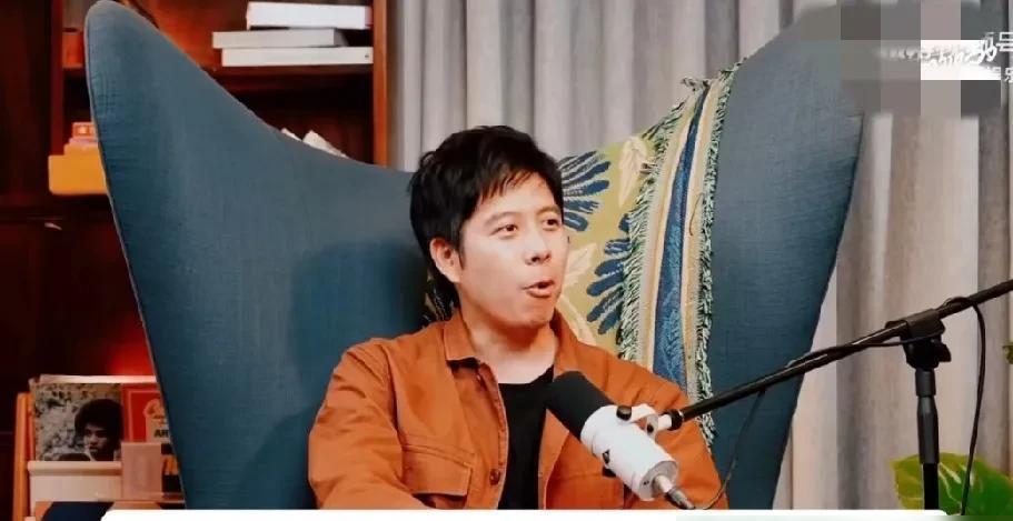 真是让人心寒！泰籍艺人郑乃馨刚回泰国就公然嘲讽中国厕所不干净，节目里翻着白眼说“
