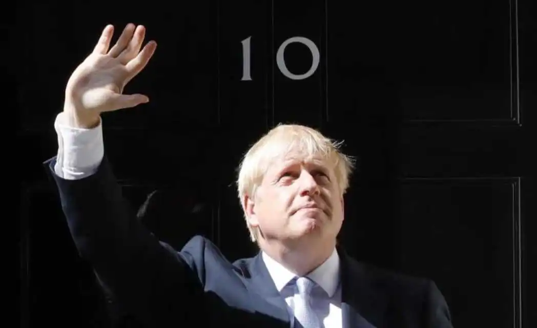 英国前首相再爆金句！