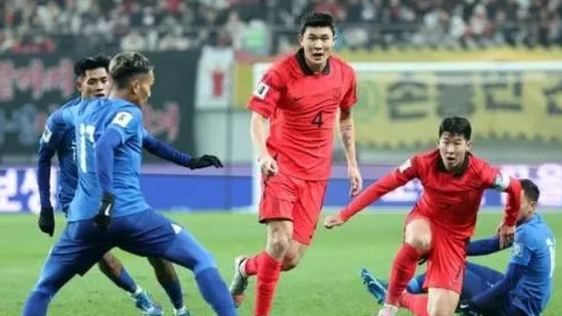 足在世预赛36强赛首轮5-0大胜新加坡