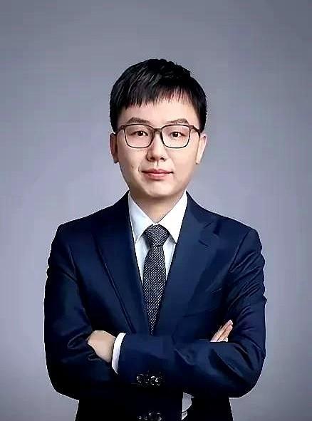 我一个银行行长叔叔提醒：定期存款到期后10个注意事项！
你知道吗，去银行办业务最