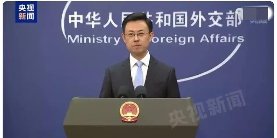 泰柬两国请求中国出面调解！
中国外交部给出六个字
“理性配合停火，
泰国，柬埔寨