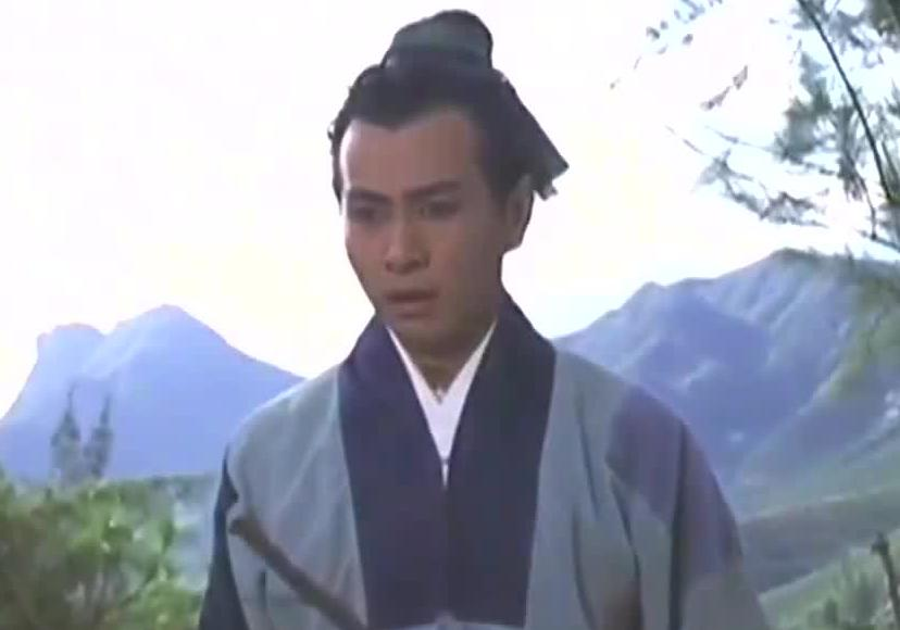 古时，有一个樵夫。每日上山去砍柴，寒来暑往，从不间断。一日，樵夫砍完柴后，便挑到