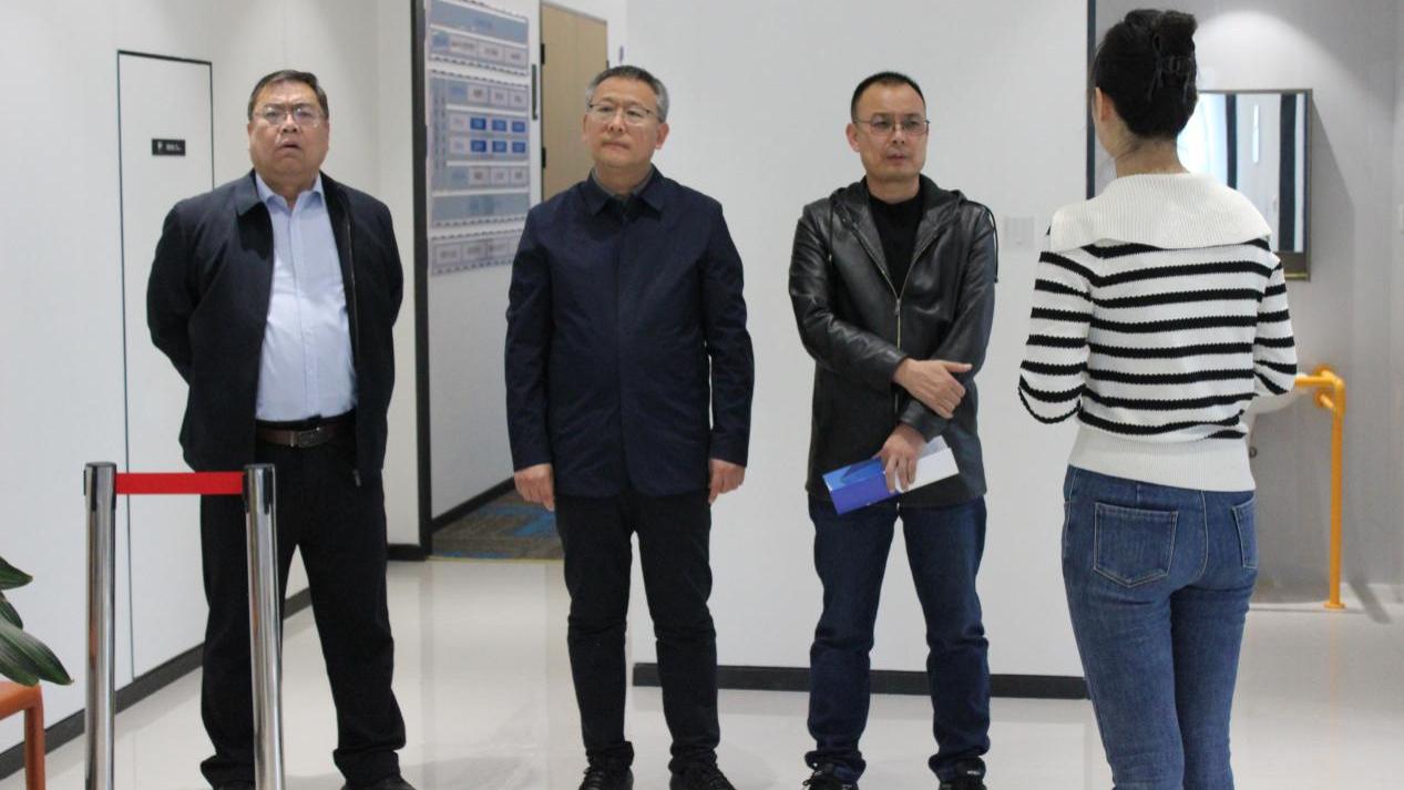 运城市科技专委会主任邓国强一行调研舜熙科技，高度肯定智慧养老创新成果