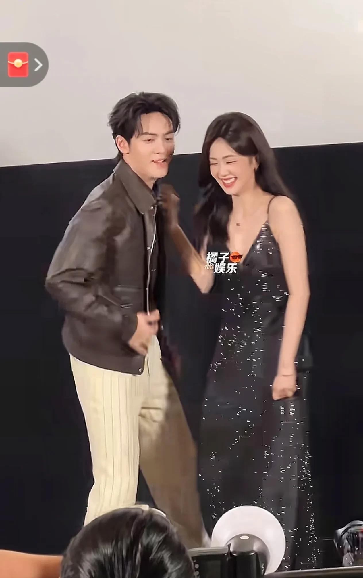 双人摇它真的来啦！白鹿和曾舜晞这对“离婚仙侠夫妇”简直太有梗！白鹿在《临江仙》里