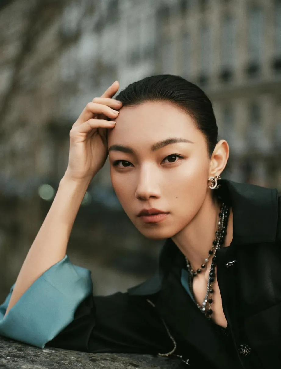 有些事情，不吐不快…
全网都在讨伐的那女事件，闹得沸沸扬扬，可转头看看她代言的那