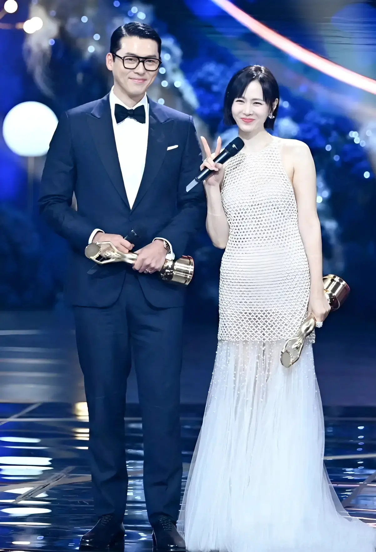 艺珍俏皮灵动，情商高绝对旺夫，天生一对，夫妻二人影帝影后一起拿，太强了。