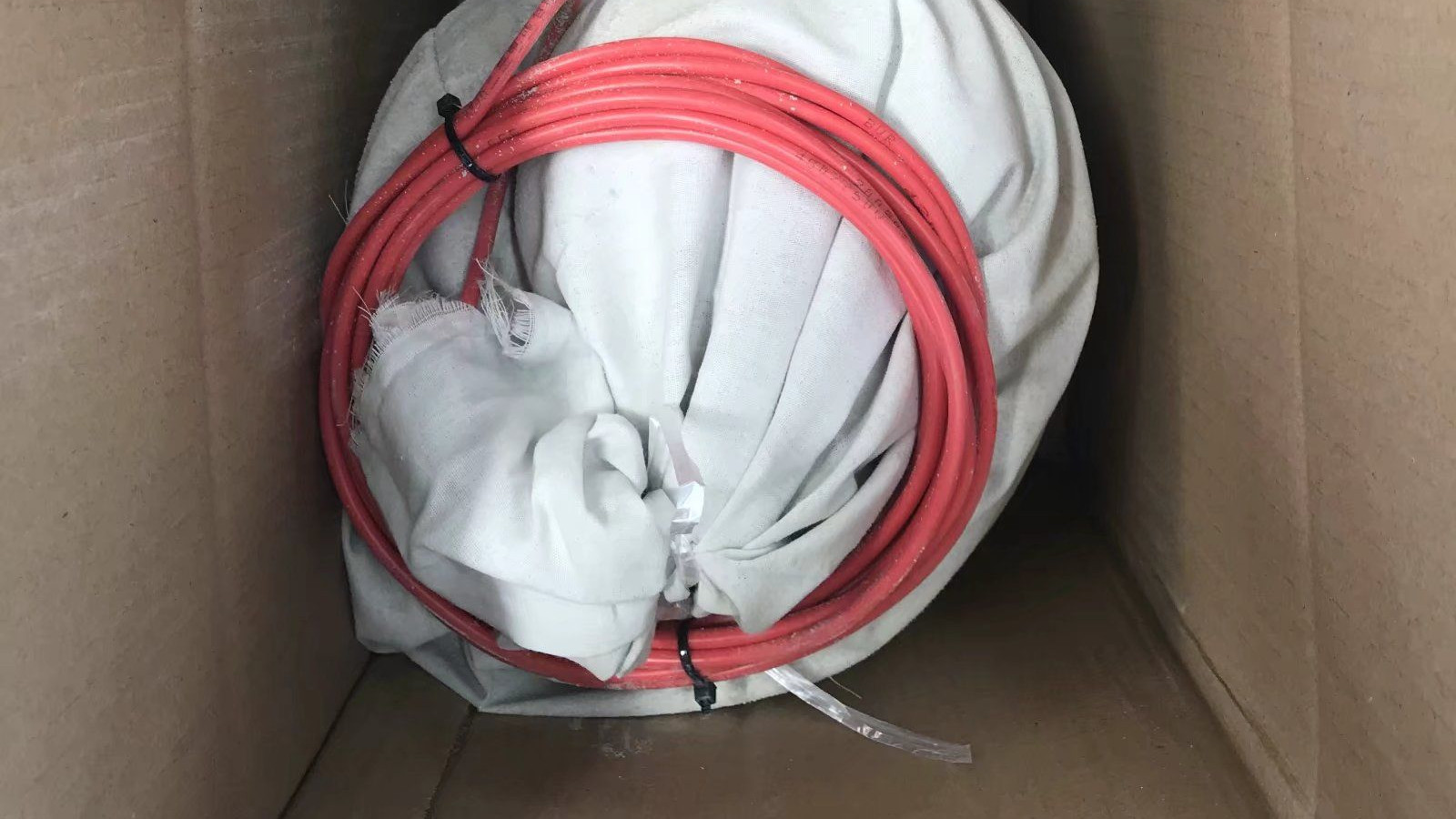 小型设备防腐与大型工程防腐中，硫酸铜参比电极的选型标准有何不同？