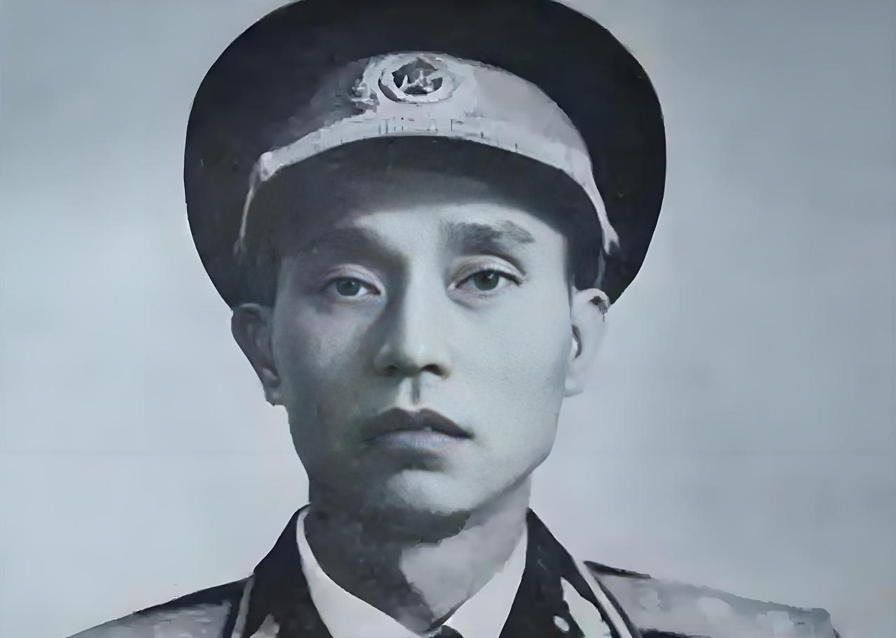 1942年，新四军26团被日军包围，眼看突围无望，团长决定与日军同归于尽，这时，