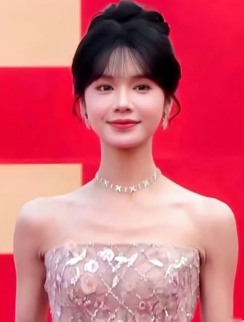 刘念你……这可是央妈镜头啊！