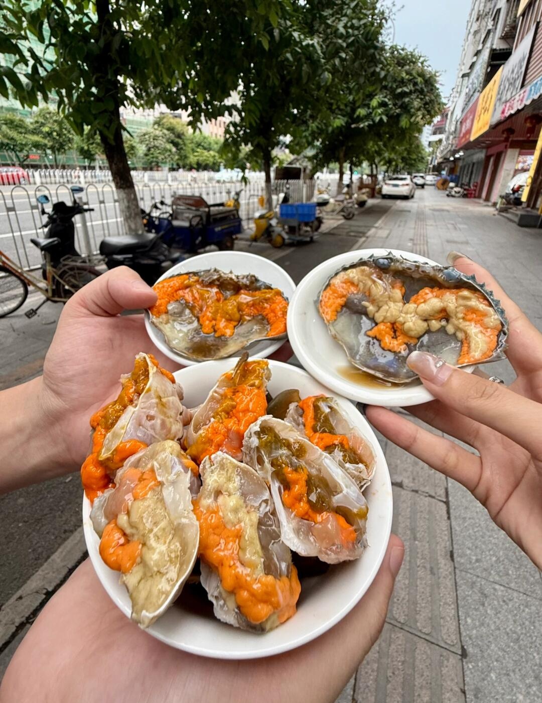 谁知道这是哪个地方的美食？名字是啥，看着就诱人
