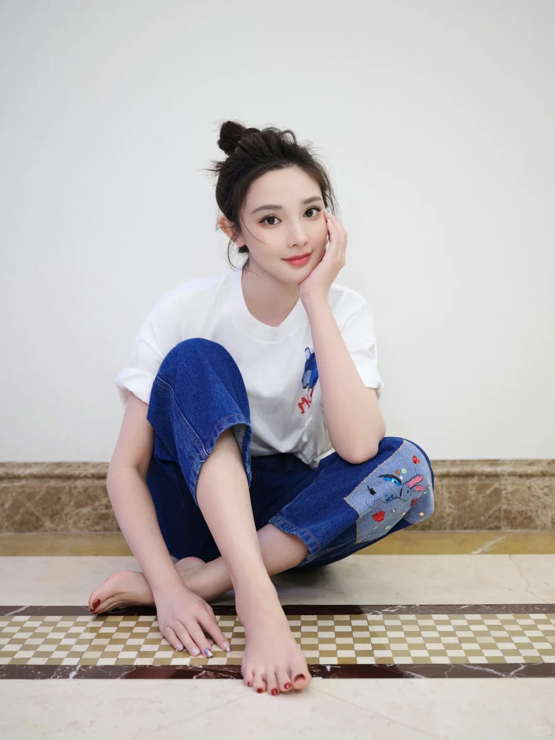 女明星彭小苒的美脚