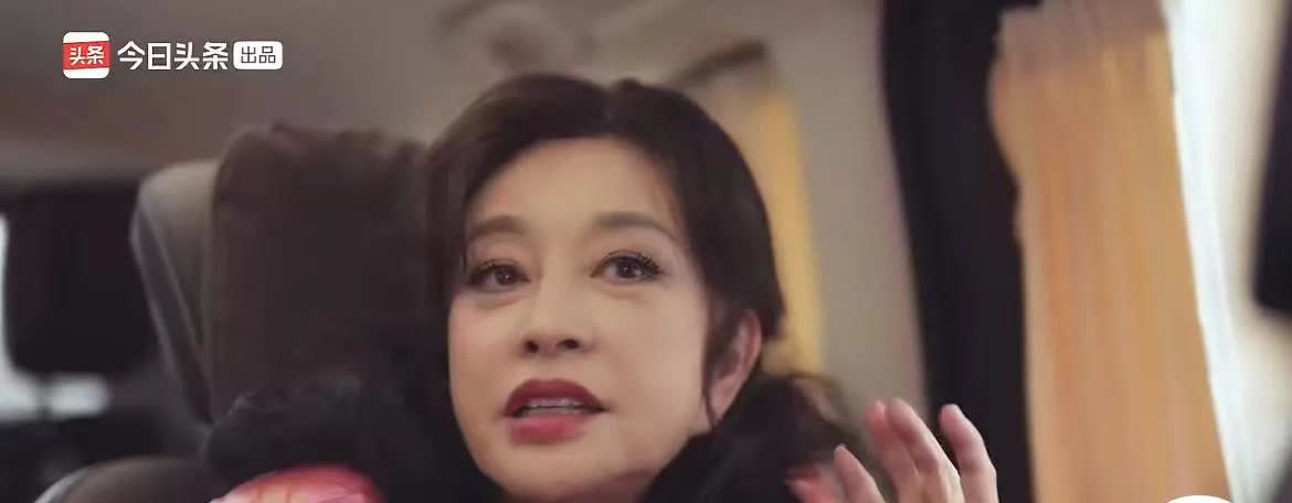 我的老天爷呀，刘晓庆可真是什么都敢说啊！

最近有个导演采访刘晓庆，她聊到女