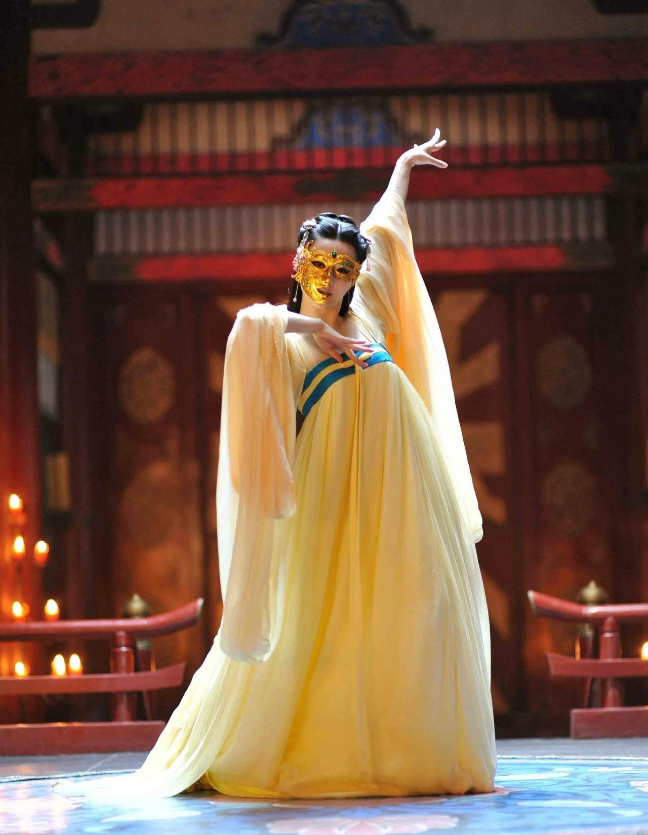 武则天（624年－705年）与唐高宗李治共育有六子二女，其子女命运与她的政治生涯