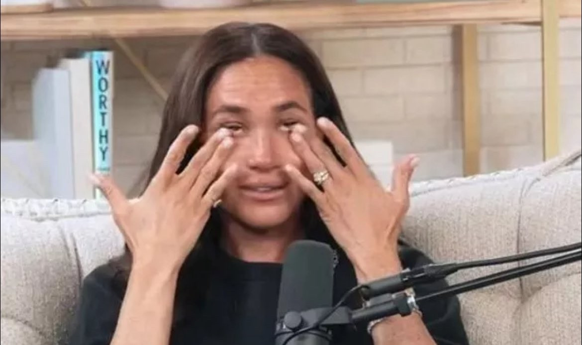 梅根让哈里离开王室的秘密











---











我