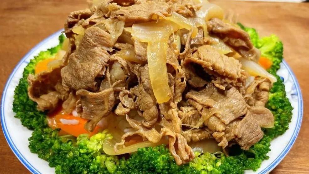 这菜10分钟一锅端，连吃一周也不腻！好吃还管饱，懒得洗碗就做它