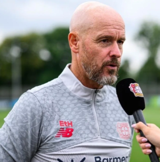 滕哈格夸巴西足球影响力大

滕哈格最近在勒沃库森的采访挺实在的。他说第一天感觉俱