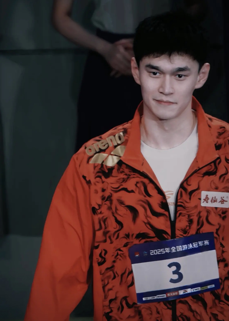 孙杨让人有中国游泳很厉害的错觉

其实只有孙杨很厉害

1、中国男泳的前三枚奥运